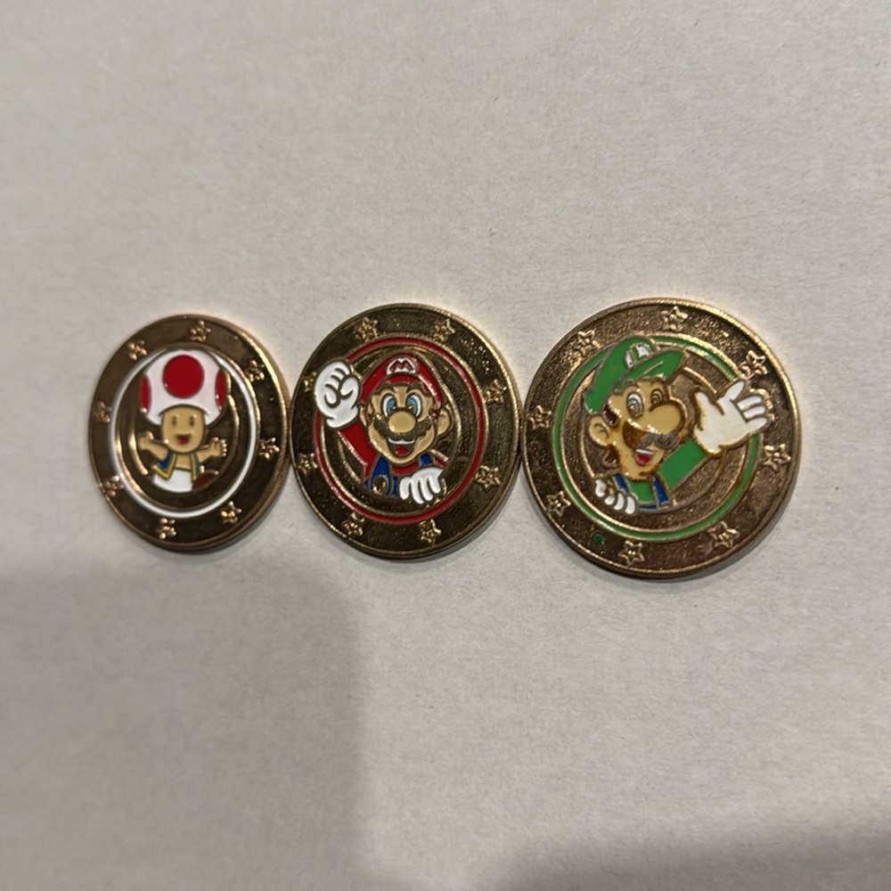 Super Mario Bros Painted coin set COMPLETE!! - Picture 10 of 15